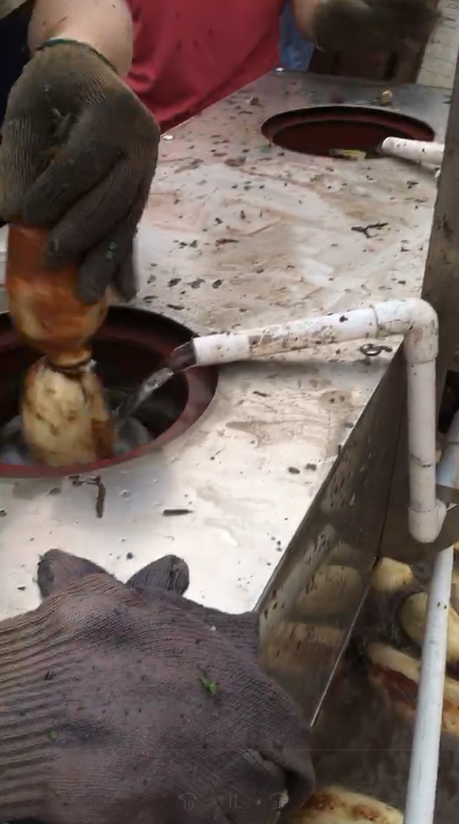 批發(fā)市場蓮藕清洗機(jī)的工作視頻